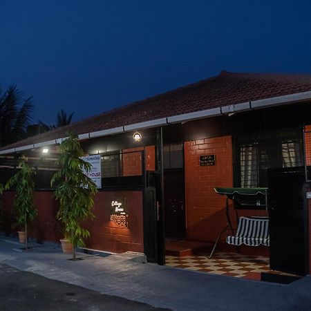 Udupi Homestay - Cottage House - Dendoorkatte Eksteriør billede